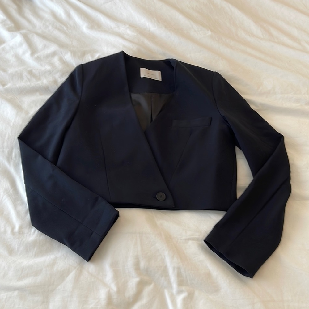 Never worn oak and fort cropped suit jacket